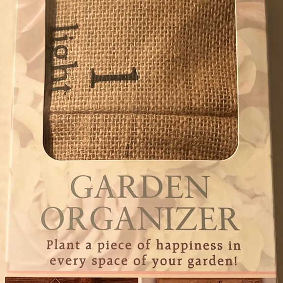 (3 pc) Petal Away Burlap Garden Organizer 22" x 14" Incl.Pole, Cord, Organizer - Picture 5 of 6